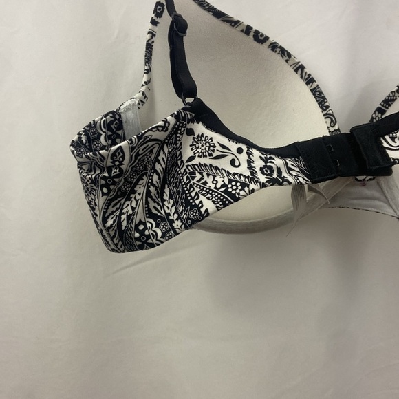 Victoria’s Secret Black White Rhinestone Lined Demi 34C Bra - Picture 8 of 11